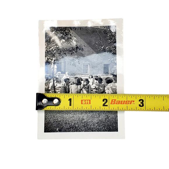 Vtg Pretty Ladies Having Tea Party Original Monochrome Photo Found Snapshot - Picture 3 of 4